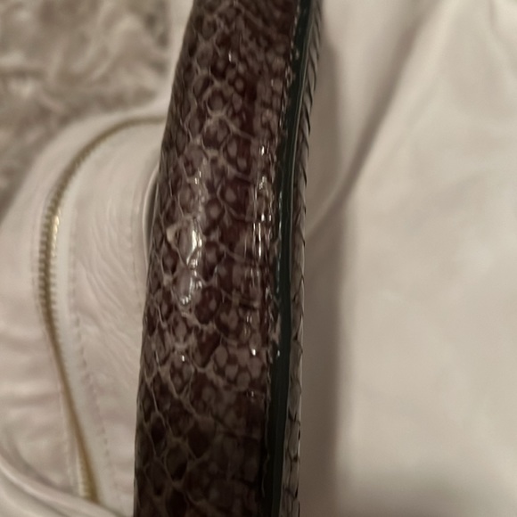 Jimmy Choo Bag very well kept and clean white shoulder bag lots of room - Picture 13 of 13